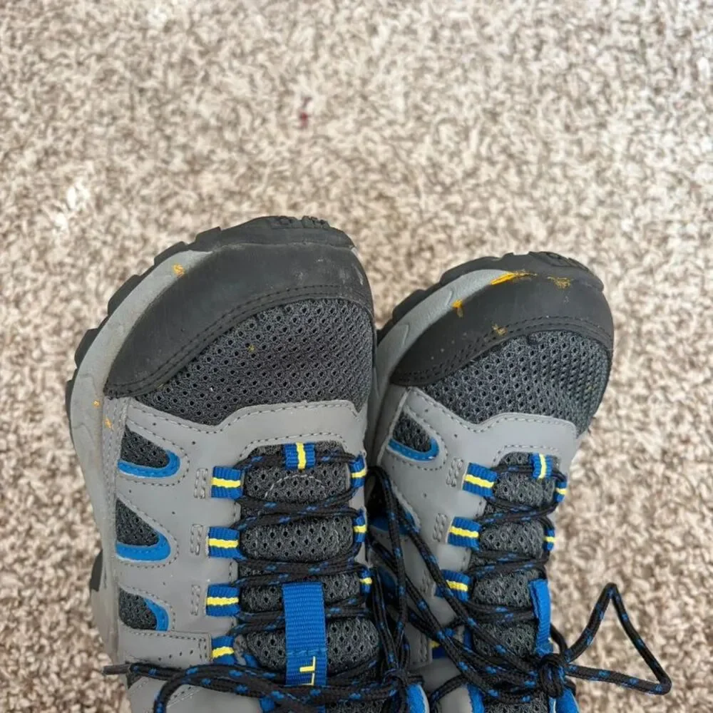 Size 11 / Boys Merrell Boots